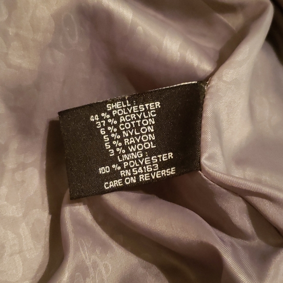 Women's Guess Coat - Picture 6 of 8